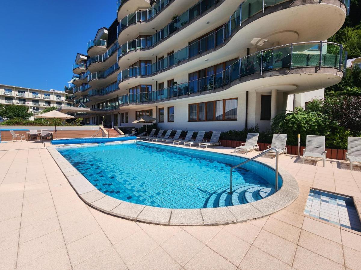 Apartamento Kristoff Plaza Trencianske Teplice Trenčín Exterior foto