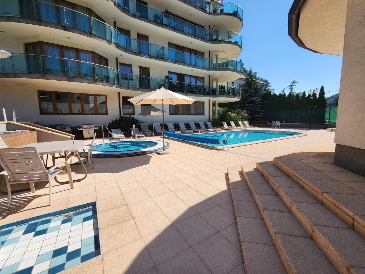 Apartamento Kristoff Plaza Trencianske Teplice Trenčín Exterior foto